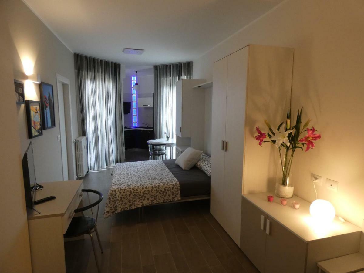 קולניו Metro Apartment מראה חיצוני תמונה