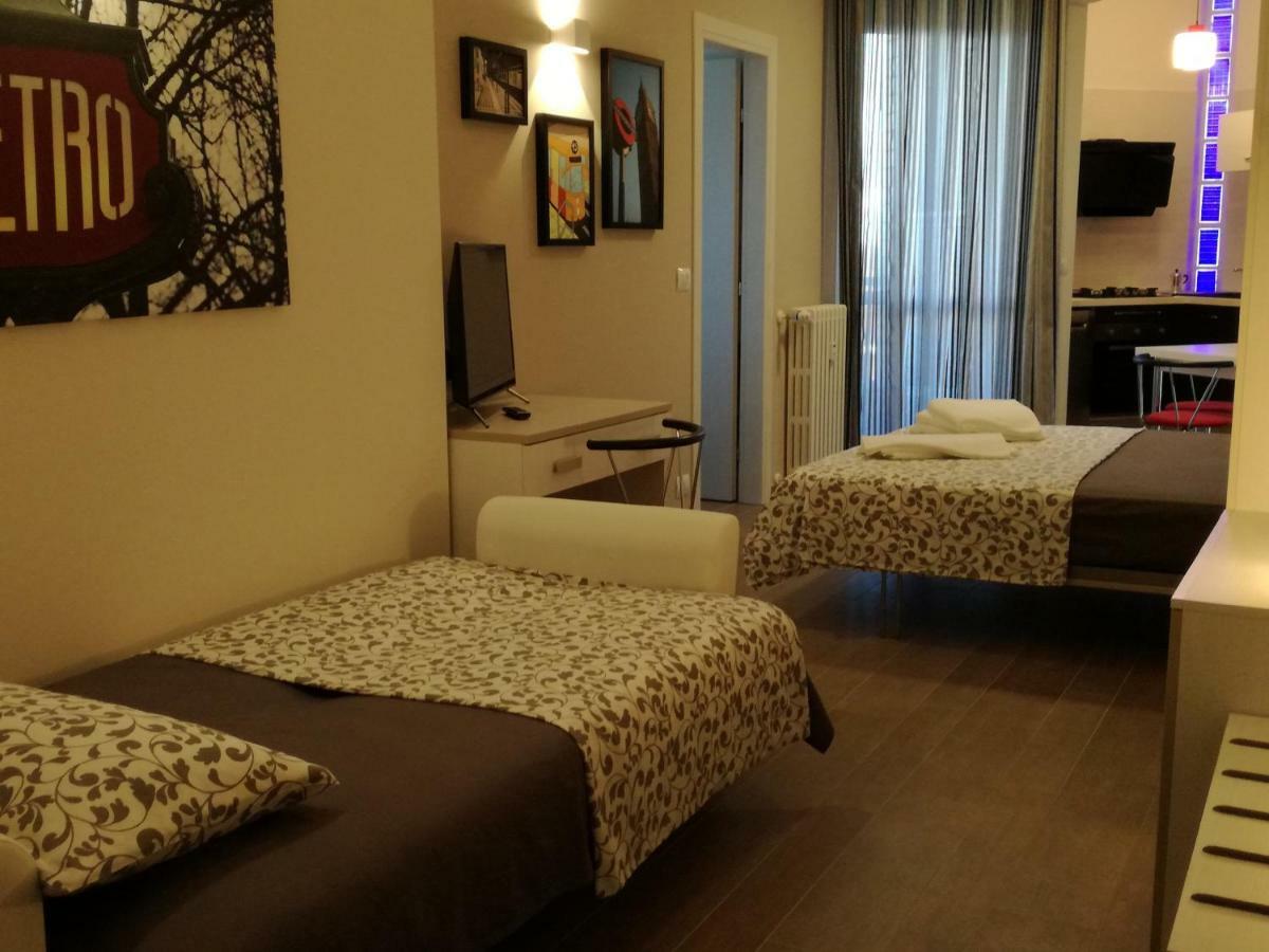 קולניו Metro Apartment מראה חיצוני תמונה